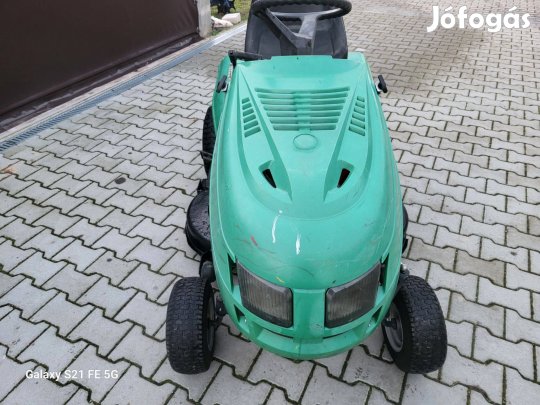 Okay: Briggs motoros - kétkéses - deflektoros fűnyíró traktor