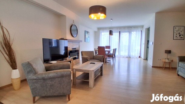 Okos Otthon Exkluzív Ikerház Debrecen, Nagyerdő Alján