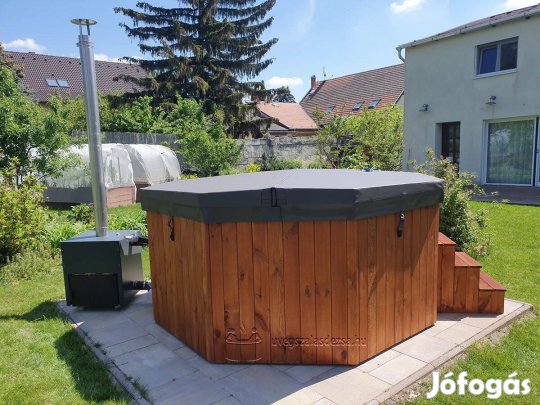 Oktogon üvegszálas fürdődézsa (10-12 fő), külső kályhával