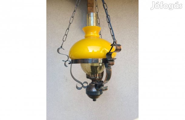 Olajlámpa kivitelű lámpa