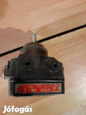 Olajszivattyú 028 Danfoss RSA 28 070 5370 jobb 45L olaj szivattyú 28