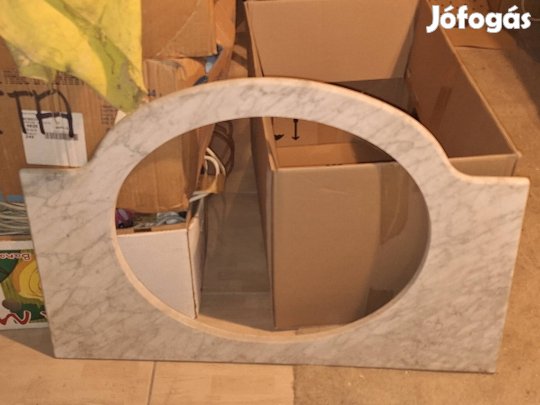 Olasz Márvány Mosdó Alkatrészek valamint egy márvány keret