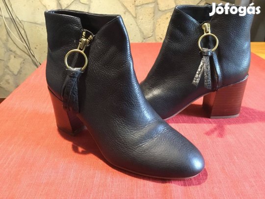 Olasz bőr bokacsizma ( 37,5 ) alig hordott, hibátlan állapotú