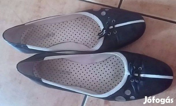 Olasz bőrcipő Fekete 39 törpetűsarkú