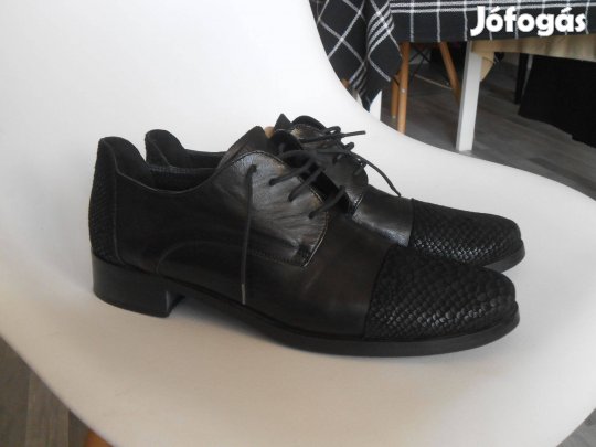 Olasz férfi cipő, 40-es