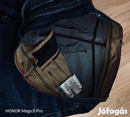 Olasz férfi strech farmer