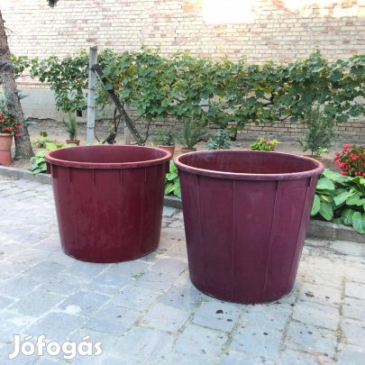 Olasz gyártású szüretelőkádak eladók