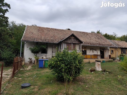 Olaszi eladó vegyesfalazatú családi ház