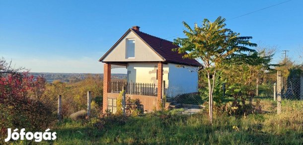 Olcsó, panorámás ház eladó Kaposváron!