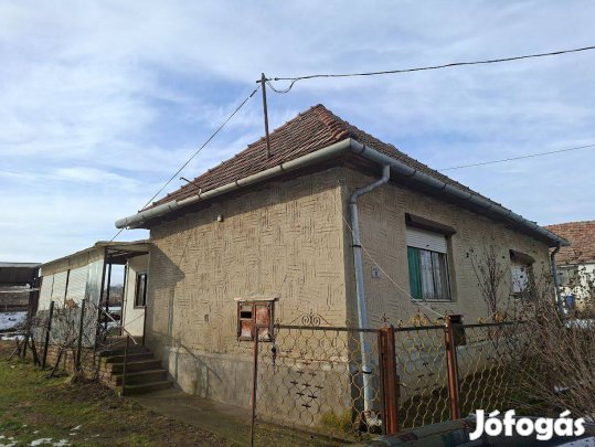 Olcsó családi ház Gyulajon