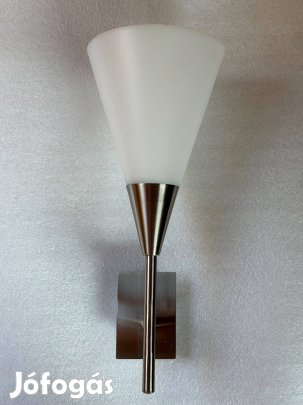 Oldalfali lámpa