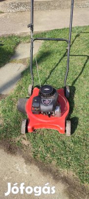 Oldalkidobós felújított fűnyíró 
