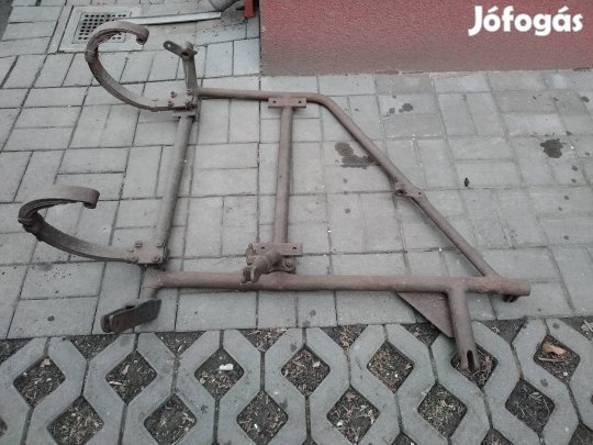 Oldalkocsi alváz bal oldali.