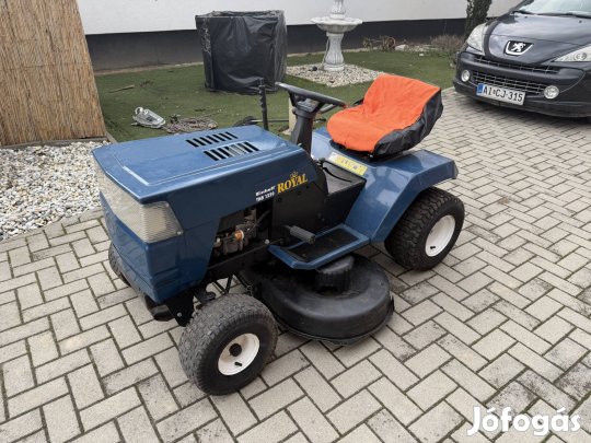 Oldaltkidobós fűnyíró traktor eladó