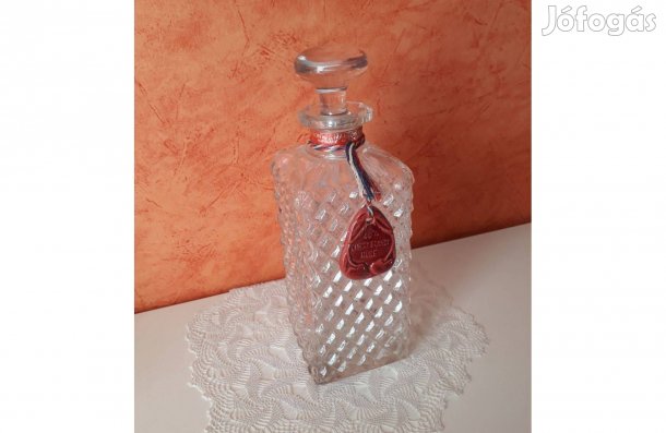 Ólom kristály whiskys üveg, hibátlan állapotban