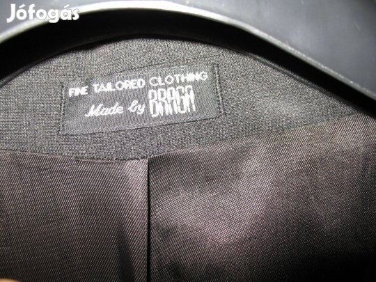 Öltöny Braga 29-es / 46-os méret