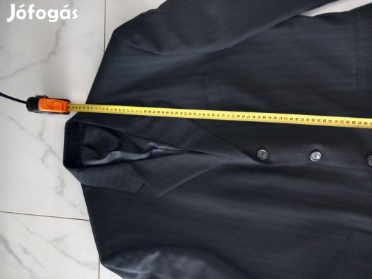 Öltönyzakó és nadrág!