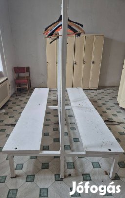 Öltözői pad kétoldali padrésszel