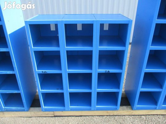 Öltözőszekrény Öltöző szekrény Cipőtároló szekrény 12 fakk (1885)