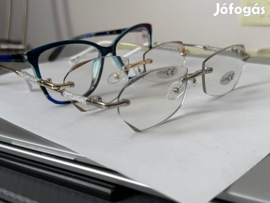 Olvasószemüvegek (2 db +2-es és 1 db +1-es)