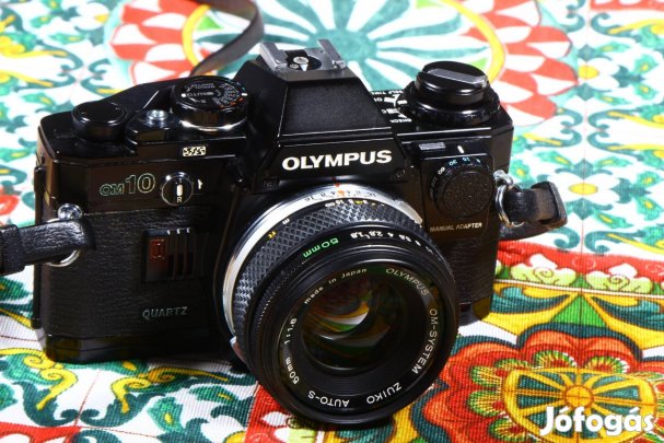 Olympus om10 filmes fényképezőgép + 1.8 50mm om objektív 