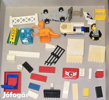 Ömlesztett Lego csomag