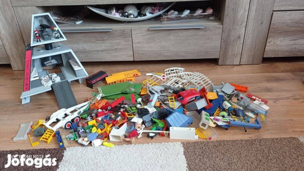 Ömlesztett vegyes playmobil csomag - 5153 űrállomás