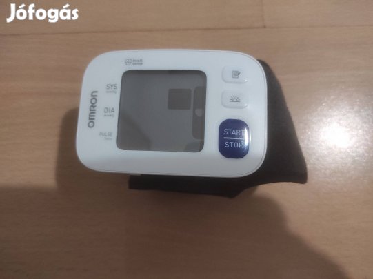 Omron RS4 Intellisense csuklós vérnyomásmérő -
