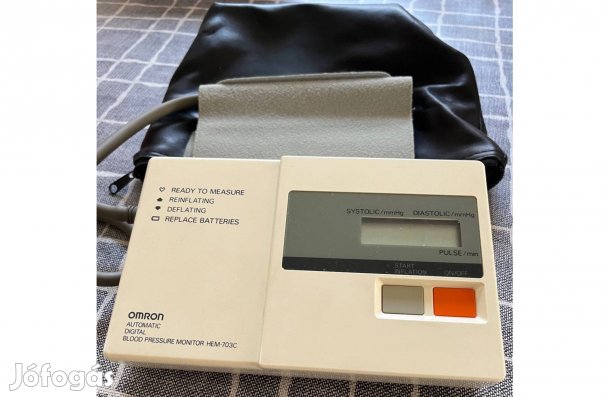 Omron felkaros, automata, digitális vérnyomásmérő