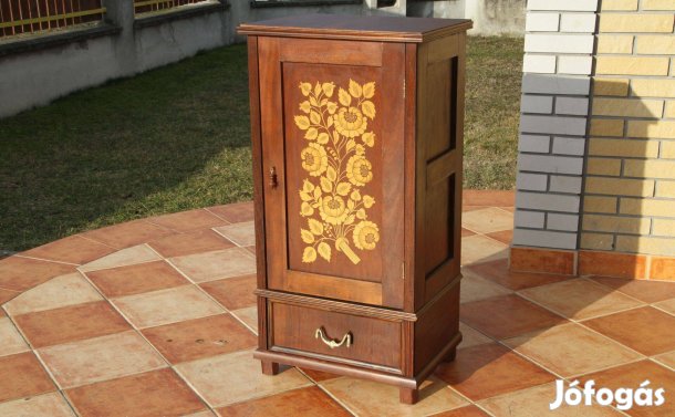 Ónémet, különlegesen festett komód, szekrény