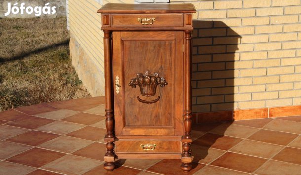 Ónémet antik oszlopos komód, szekrény 8