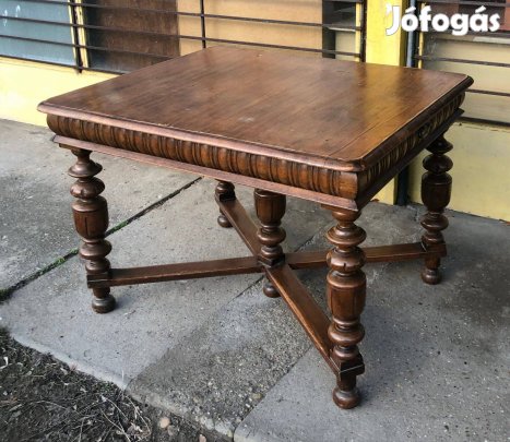 Ónémet étkezőasztal