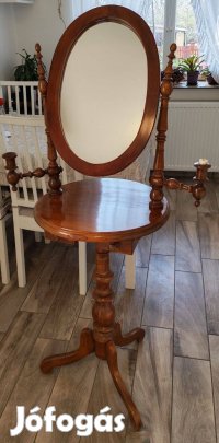 Ónémet fésülködő asztal kiváló állapotban