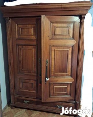 Ónémet polcos szekrény, földszinti