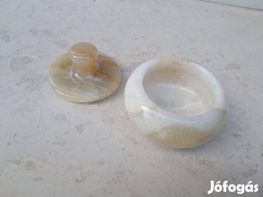 Ónix tégely, hibátlan