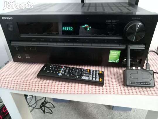 Onkyo TX NR 515,  7.2 7X130Wattos erősítő