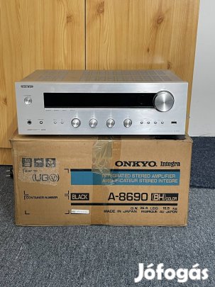Onkyo erősítő