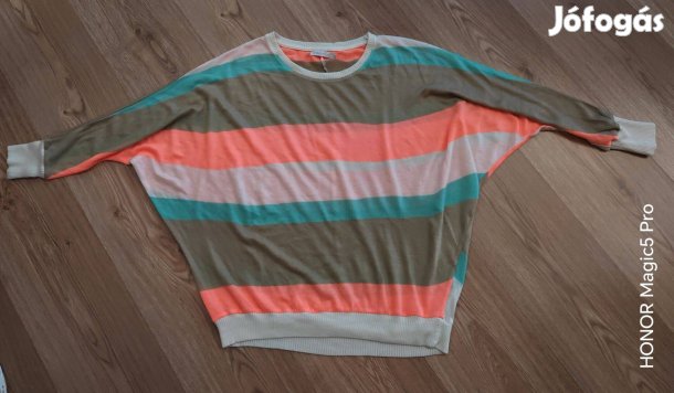 Only csíkos női pulcsika