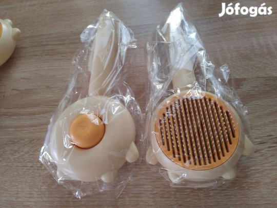 Öntisztítós cica kutya fésű