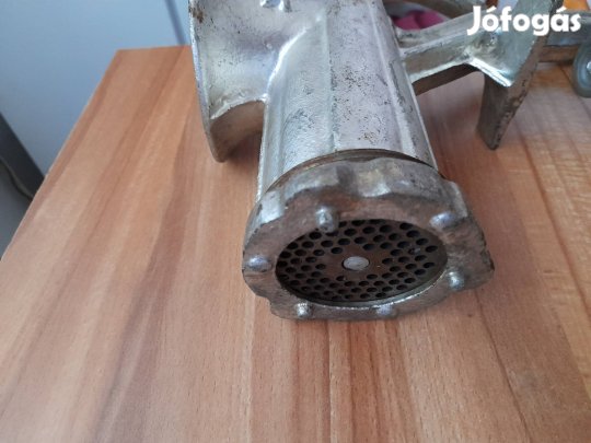 Öntöttvas húsdaráló 10-es eladó!