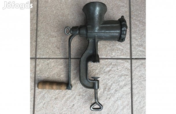 Öntöttvas húsdaráló eladó