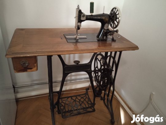 Öntöttvas régi varrógép