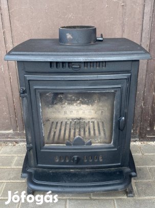 Öntvény kályha kandalló