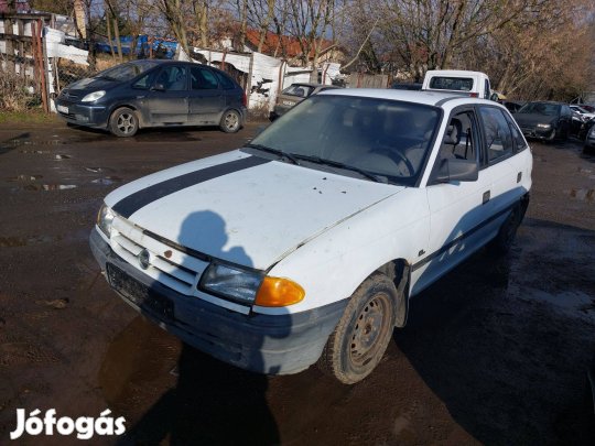 Ope F Astra alkatrészek