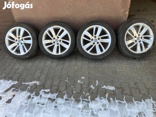 Opel 10 küllős alufelni, 5x115 mm, 18-as, nyári gumival