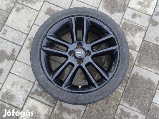 Opel 17" 4x100 ET44 gyári alufelni 215/45R17 nyárigumi Corsa Astra