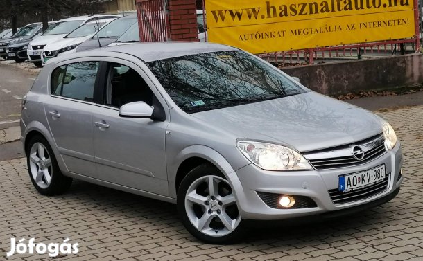 Opel Astra 1.6 Cosmo Megkímélt És Rozsdamentes...