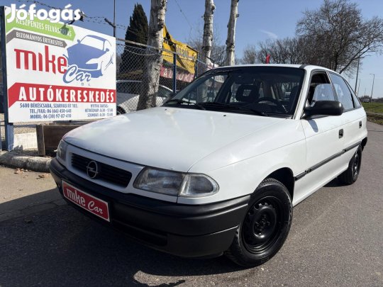 Opel Astra F 1.4i GL SE Olcsó Autó! Új Gumik!
