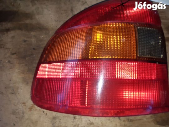 Opel Astra F Bal Hátsó Lámpa