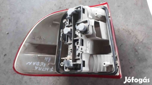 Opel Astra F Jobb Hátsó Lámpa